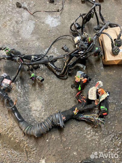 Продам косу под капотную