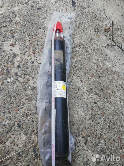 Продам амортизаторы