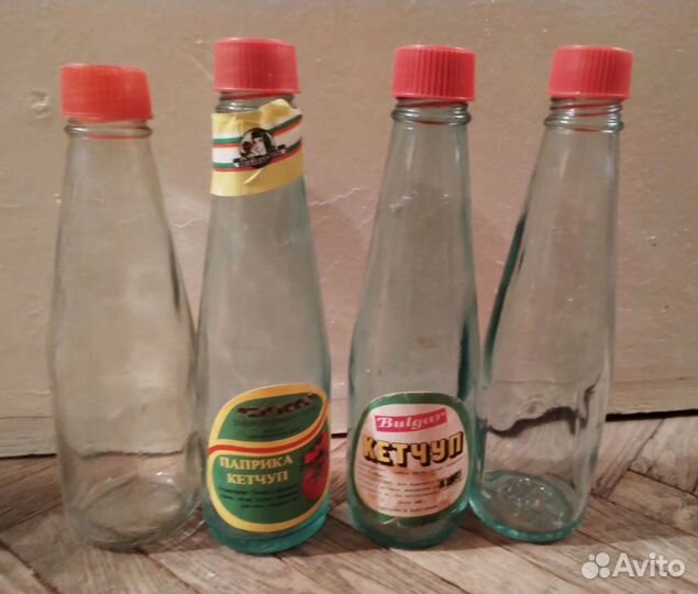 Ретро бутылки из-под болгарского кетчупа