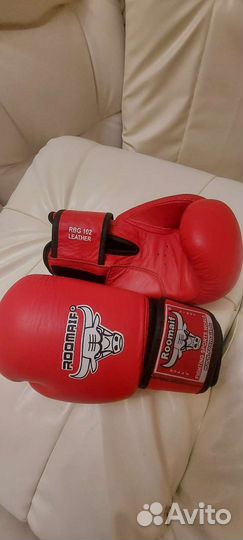 Боксерские перчатки