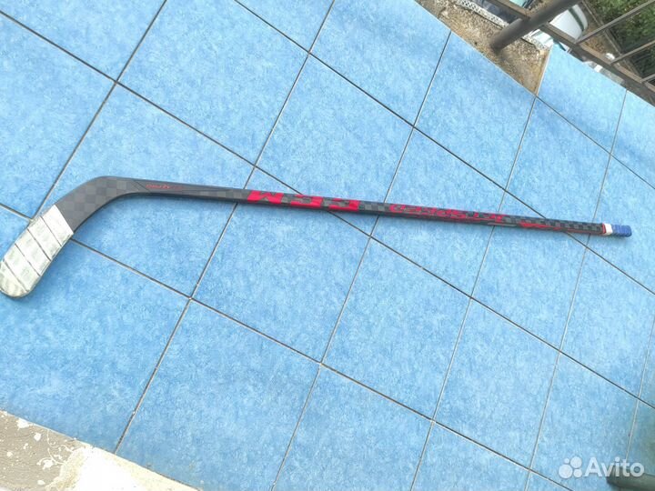 Клюшка хоккейная правый хват ccm взрослая