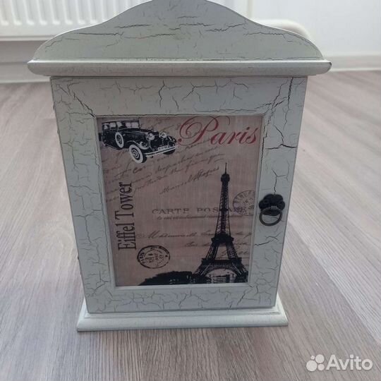 Ключница деревянная Париж Новая
