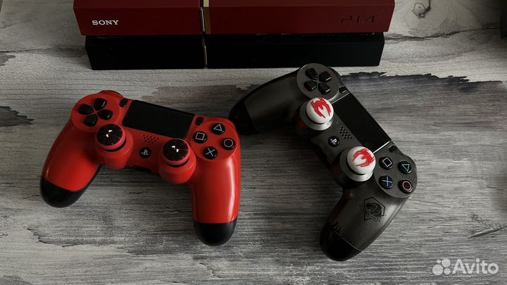 PS 4 Red 500 Gb Limited edition + 103 игры