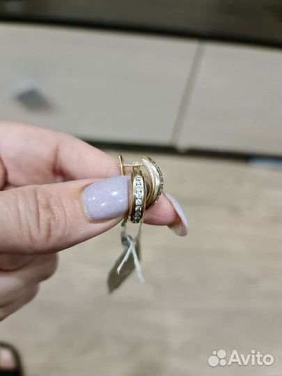 Золотые серьги 585 пробы