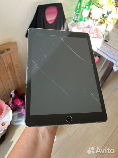 iPad 5 Air MD793RU/A 64Gb