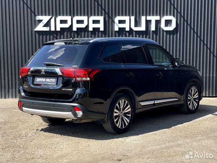 Mitsubishi Outlander 2.0 CVT, 2016, 160 000 км