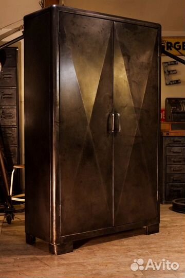 Шкафы в стиле Лофт любого дизайна-сложности