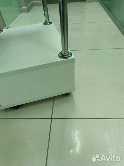 Продам Тележку косметологическая Cosmotec