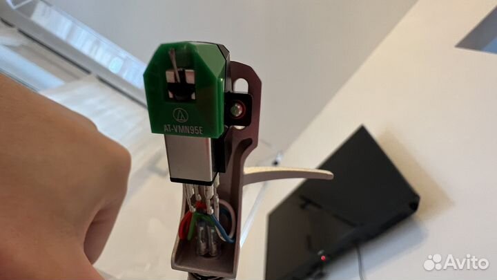 Виниловый проигрыватель Audio-Technica AT-LP120X