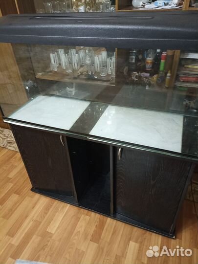 Аквариум с тумбой бу