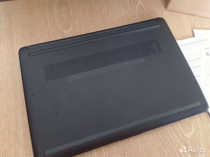 HP 14s-fq0092ur amd 3020e 16/256