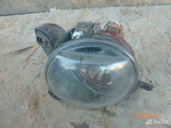 Фара противотуманная правая Toyota Corolla Verso