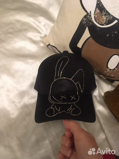 Бейсболка новая