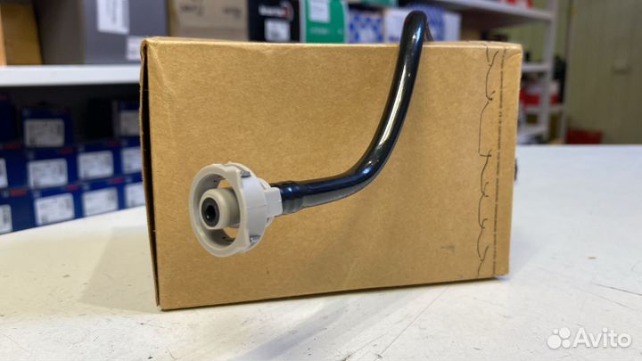 Трубка охлаждения Porsche 95B122447F