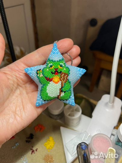 Брелок - талисман из бисера