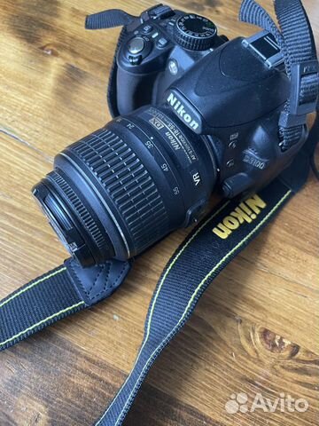Цифровая фотокамера Nikon D3100