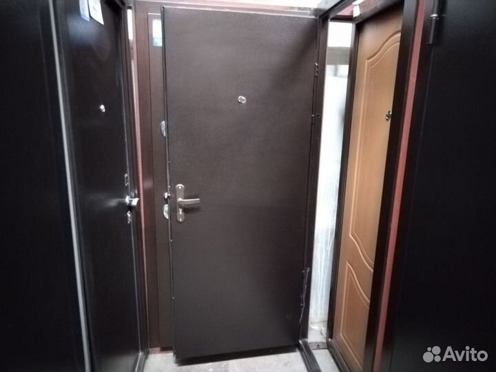 Дверь Входная