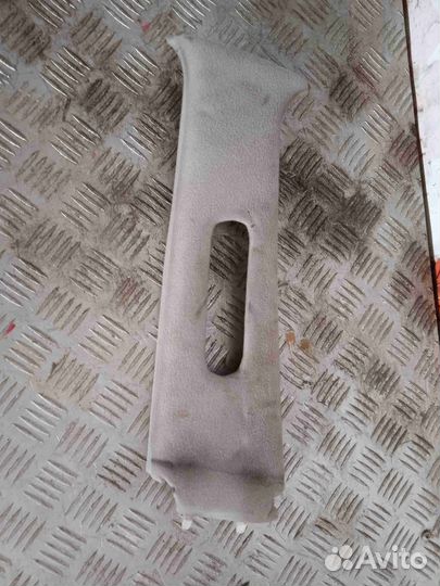 Накладка средней стойки правая Мазда Милления TA5P