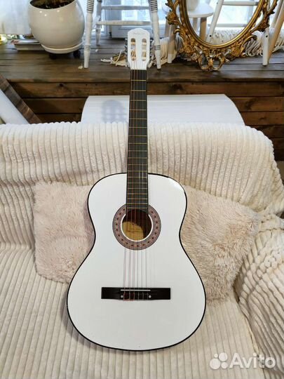 Классическая гитара