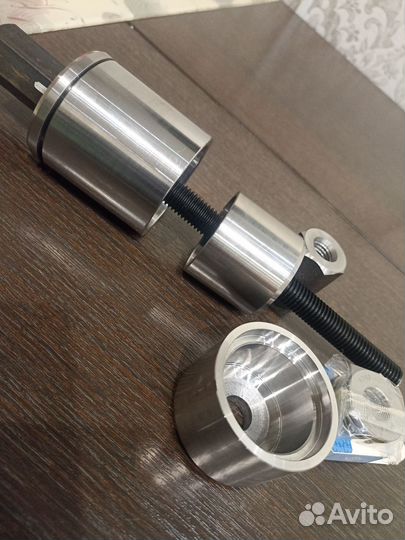 Съемник плавающих сайлентблоков бмв Е90, 91