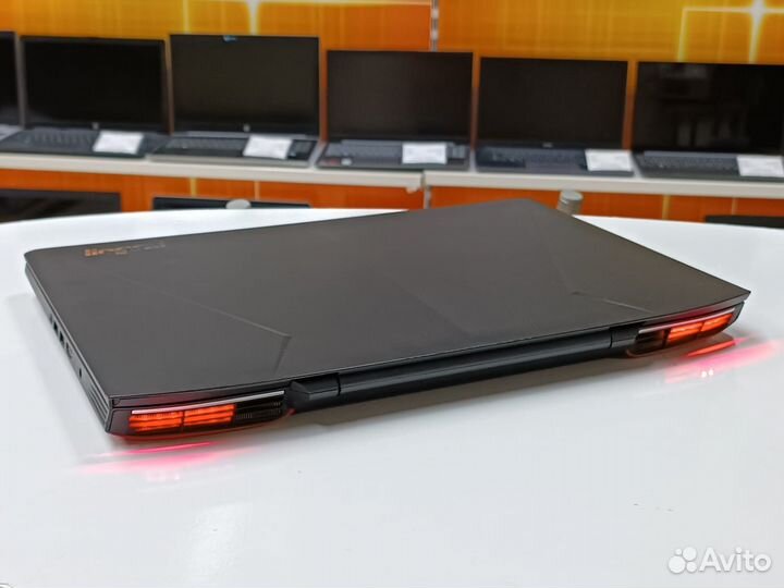 Игровой ноутбук 15.6''FullHD i7 12Gb GTX 1060 6Gb