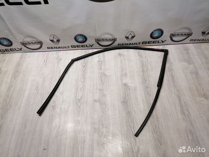 Уплотнитель перед проема стекла двери Geely MK Пра