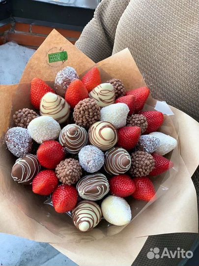 Букет из клубники в шоколаде
