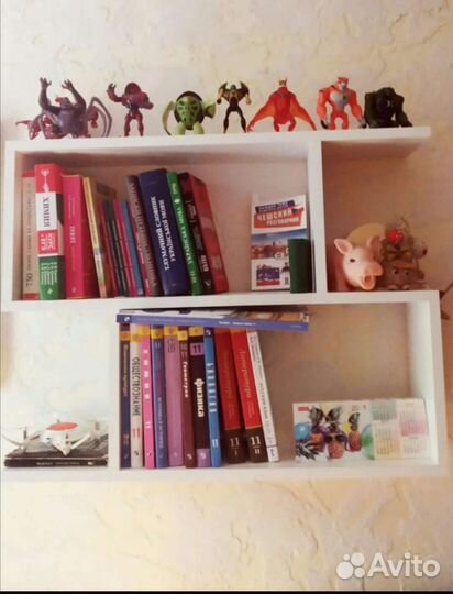 Полка книжная настенная новая