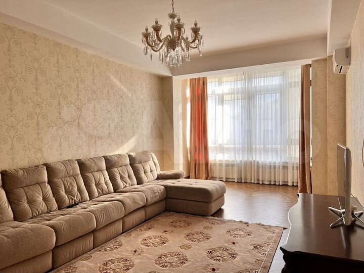 3-к. квартира, 125 м², 4/12 эт.