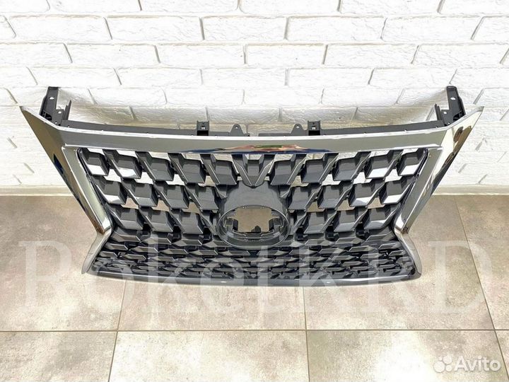 Решётка радиатора Lexus GX 460 13-19 г без камеры