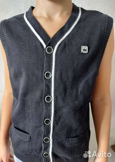 Жилетка для мальчика 140 146