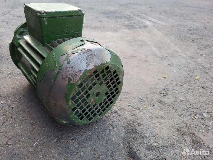 Электродвигатель асинхронный 220/380
