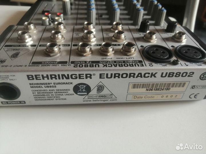 Микшерный пульт behringer eurorack UB 802