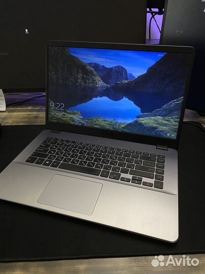 Ноутбук Asus X505B A9/8GB/SSD/15