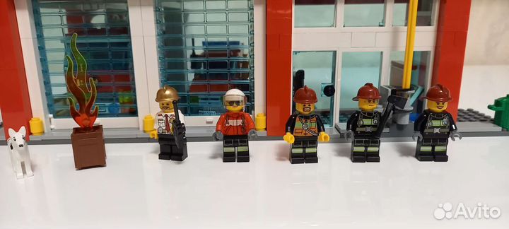 Lego city 60004 пожарная станция