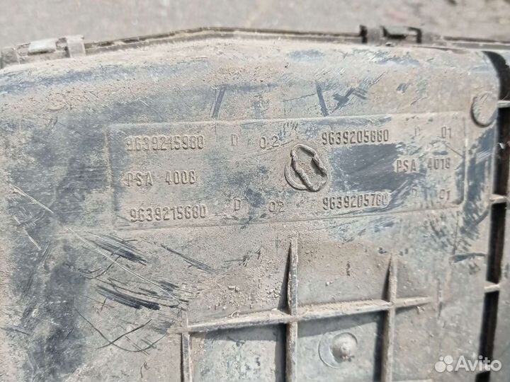 Диффузор воздушного фильтра peugeot 206