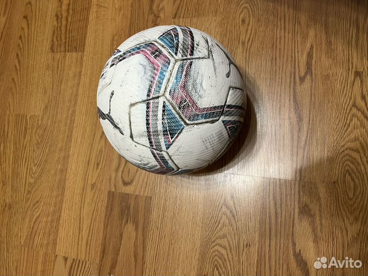 Футбольный мяч puma