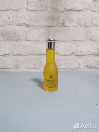 Масло до бритья Truefitt & Hill