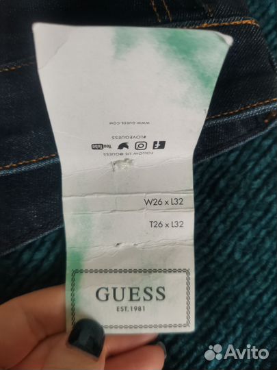 Джинсы guess