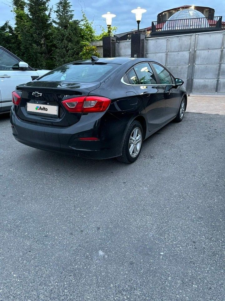 Chevrolet Cruze: фото владельца