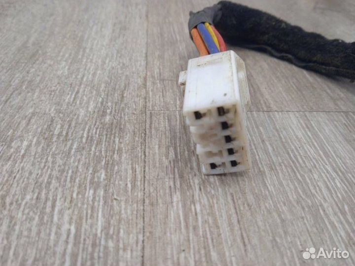 Проводка (коса двери) задняя левая Hyundai Elantra