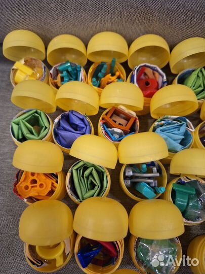 Игрушки из киндера пакетом