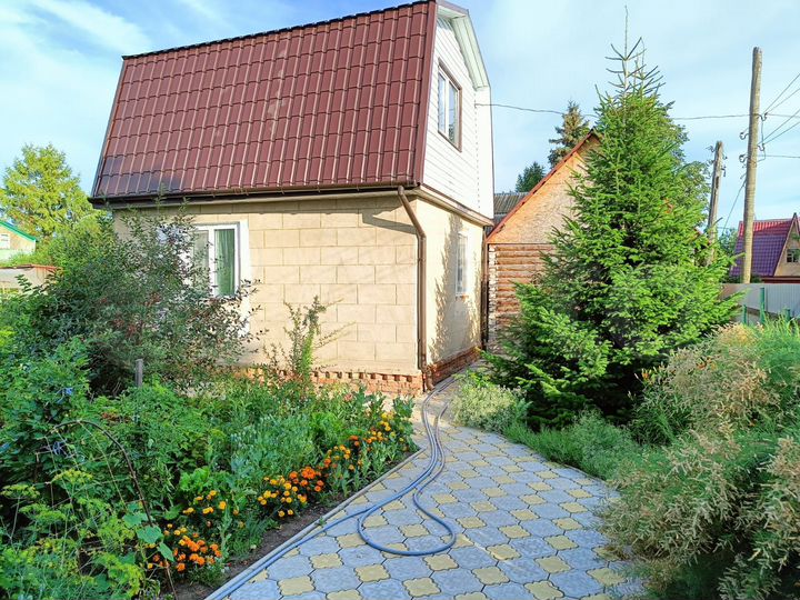 Дача 48 м² на участке 5,8 сот.