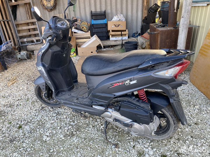 Скутер SYM AD12W1-6 (JET 4)