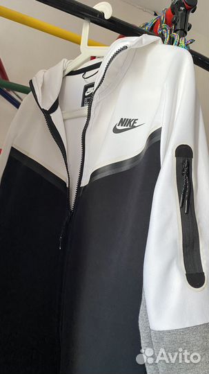 Зип худи nike tech fleece M