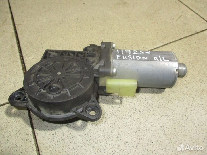 Моторчик стеклоподъемника Ford Fusion