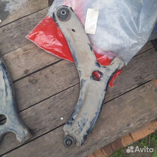 Передние рычаги в сборе лада веста оригинал