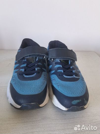 Кроссовки детские