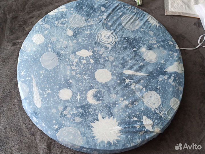 Круглый матрас в детскую кроватку новый