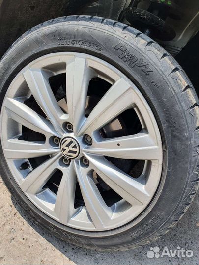 Bridgestone Playz PZ-1 215/45 R16 86